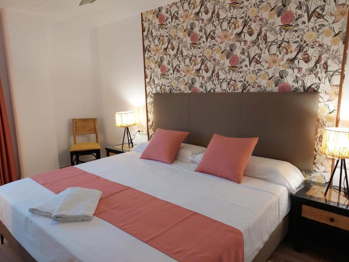Hostal Garden Rous Paiporta Extérieur photo