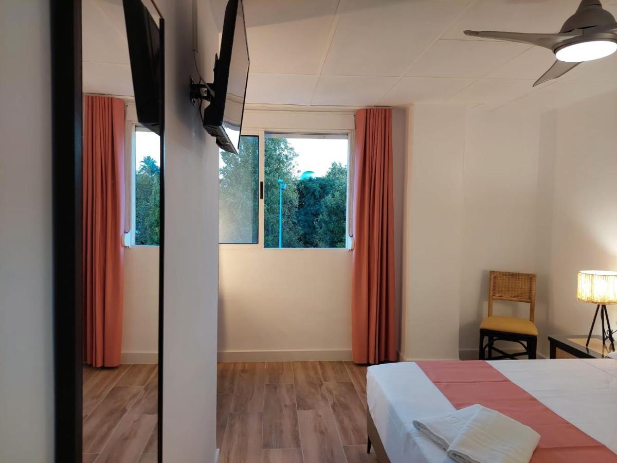 Hostal Garden Rous Paiporta Extérieur photo
